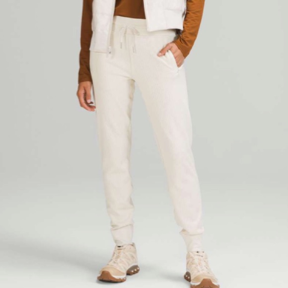 Lululemon Engineered Warmth Jogger